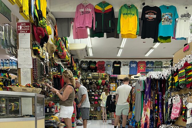 Doctors Cave Beach and Shopping with Transportation in Montego Bay - How to plan the day well