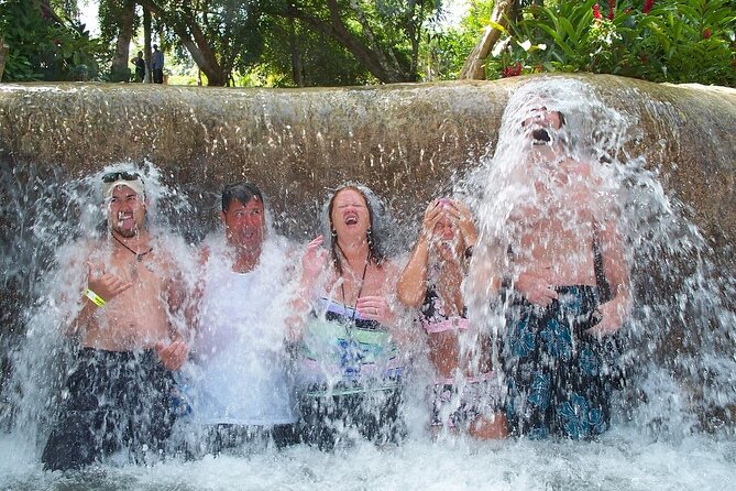 Dunn's River and Blue Hole with lunch combo from Montego Bay - Why pairing Dunn’s River with Blue Hole works