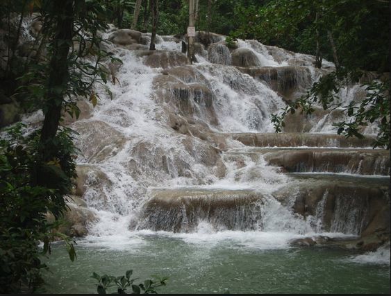 Dunn's River Falls: 5-Hour Excursion from Montego Bay - Reaching the first cascade