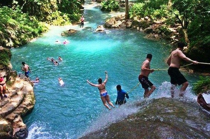 Dunn's River Falls and Blue Hole Private Tour from Ocho Rios - Climbing the 600-foot Dunn’s River Falls