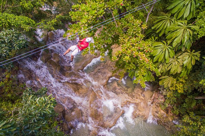 Dunn's River Falls and Zipline (Over the Falls) Adventure Tour from Ocho Rios - Five things to know before you book