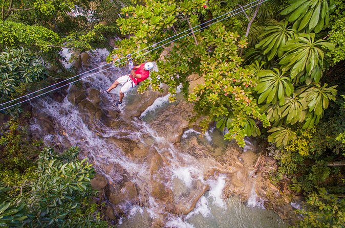 Dunn's River Falls and Zipline (Over the Falls) Adventure Tour from Ocho Rios - Climbing the 600-foot Dunn’s River Falls