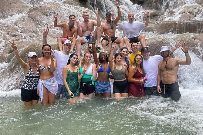 Dunn's River Falls Climb and Beach Include Entry Fee (ᵔᵕᵔ) - Key details at a glance