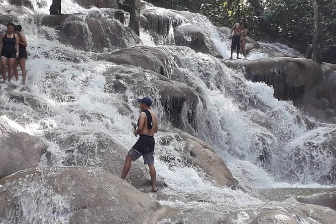 Dunn's River Falls from Ocho Rios - Arriving at Dunn’s River Falls and Park