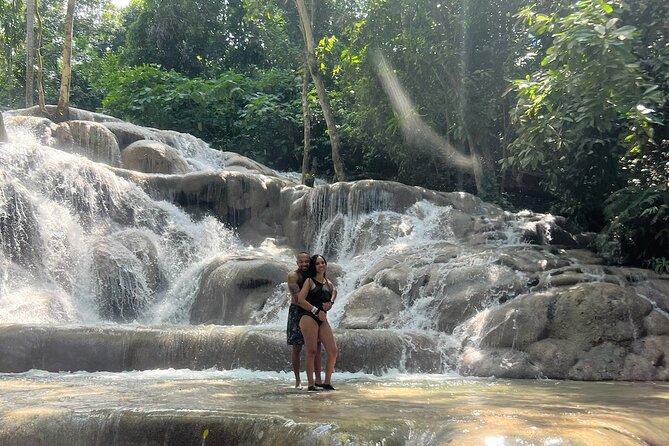 Dunn's River Falls Jamaica/Montego Bay/Falmouth - Arriving at Dunn’s River Falls