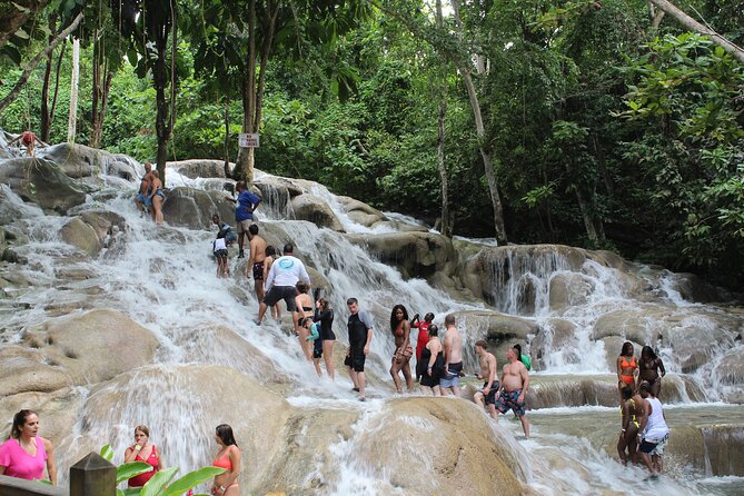Dunn's River Falls Jamaica/Montego Bay/Falmouth - Climbing the Cascading Falls