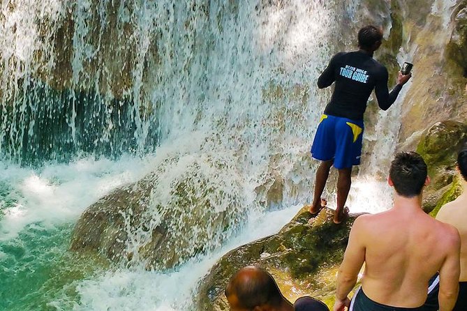 Dunn's River Falls, shopping and lunch - Lunch, shopping, and the short Ocho Rios stop