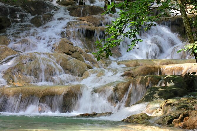 Dunn's River Falls, shopping and lunch - What the $130 price really includes
