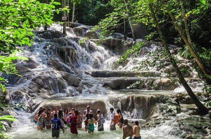 Dunn's River, River Tubing and Lunch Combo - Timing, Pace, and Group Feel