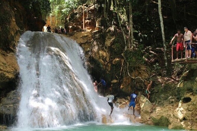 Dunns River Falls and Blue Hole Ocho Rios - Why Pair Two Ocho Rios Water Sites?