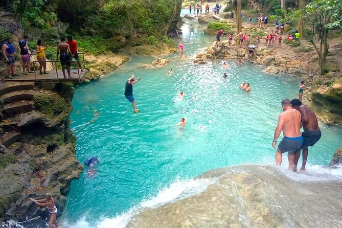 Dunns River Falls and Blue Hole Ocho Rios - Dunn’s River Falls: Climbing a 600-Foot Cascade