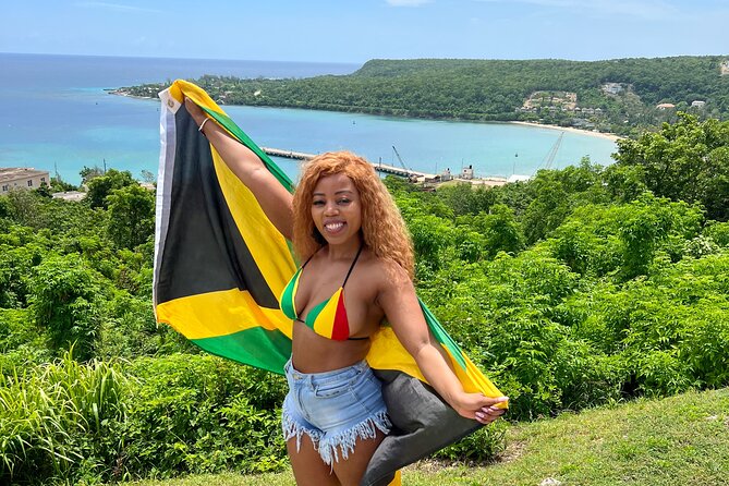 Dunns River Falls, Rafting, Zipline & Horseback from Montego Bay - The route from Montego Bay through Rio Bueno