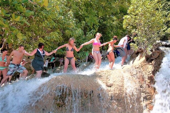 Exhilarating Dunn's River Falls Guided Tour from Ocho Rios hotels - Why Dunn’s River Falls is worth your morning