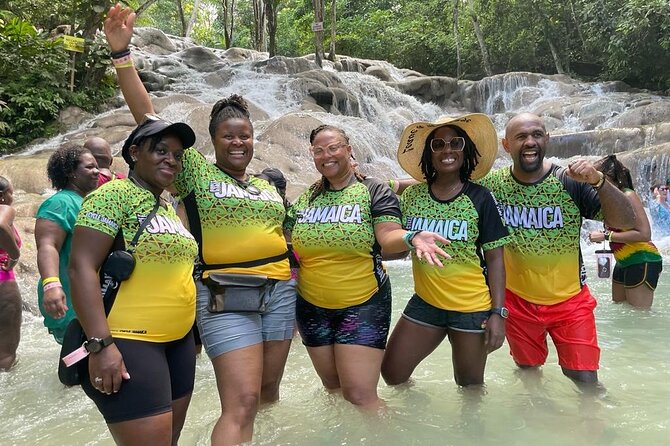 Exhilarating Dunn's River Falls Guided Tour from Ocho Rios hotels - Hotel pickup from Ocho Rios
