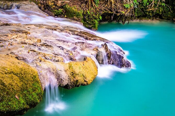 Exotic Blue Hole and Native Tour - Swimming Pools, Rope Swings, and Waterfalls