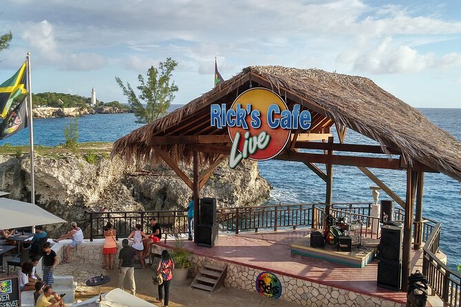 Experience Negril Seven Mile Beach & Jamaica's Famous Ricks Café - Why this pairing works so well