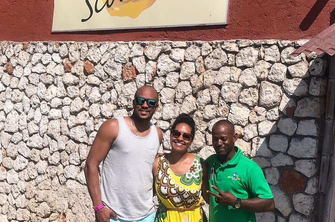Explore, Montego Bay highlight City Tour and shopping. - A flexible way to see Montego Bay