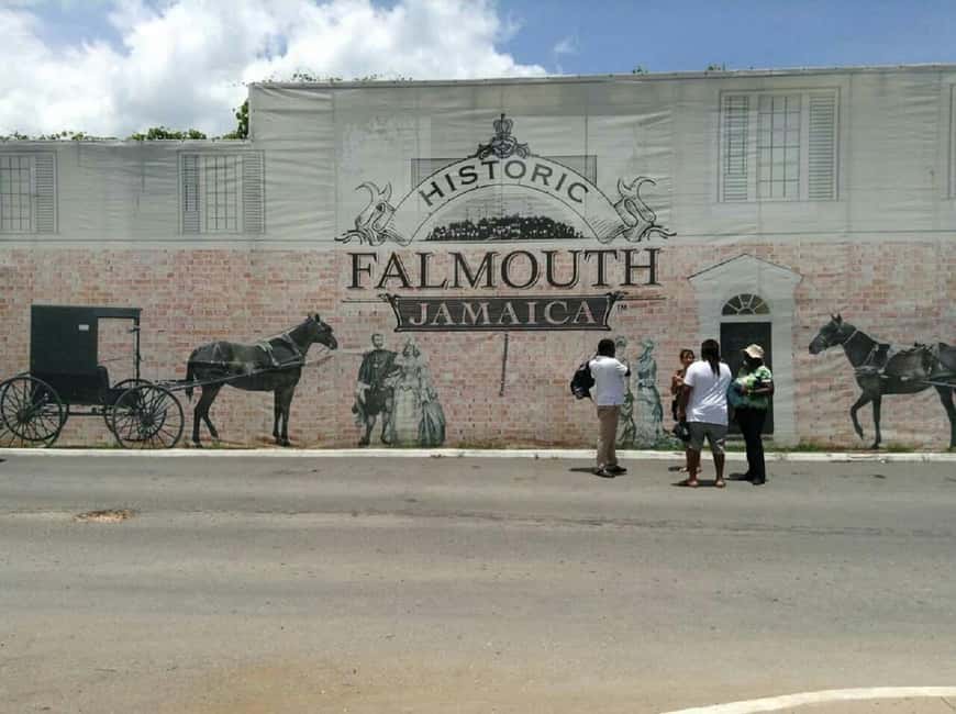 Falmouth: Historic Sightseeing Tour - Fort Balcarres and the All-Age School