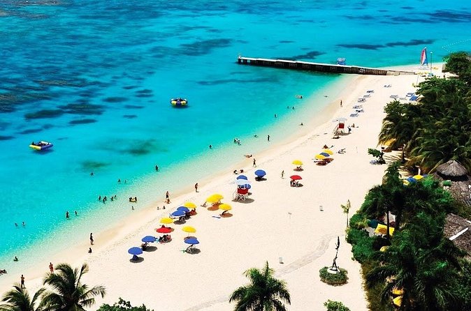 Falmouth Shore Excursion: Doctor's Cave Beach Private Tour - Who will enjoy this outing most