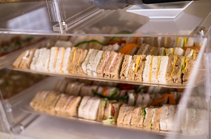 First Class Lounge, Fast Track & Round Trip Private Airport Transport Package - The return journey begins at your hotel