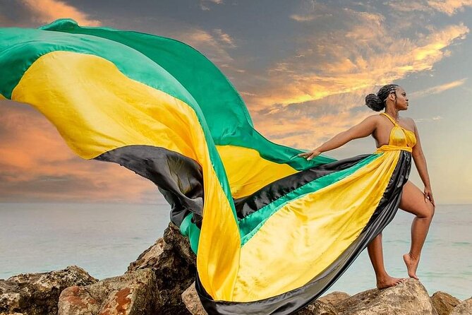 Flying Dress Photoshoot or Clear Kayak Drone Photoshoot Experienc - Key points to know before you book