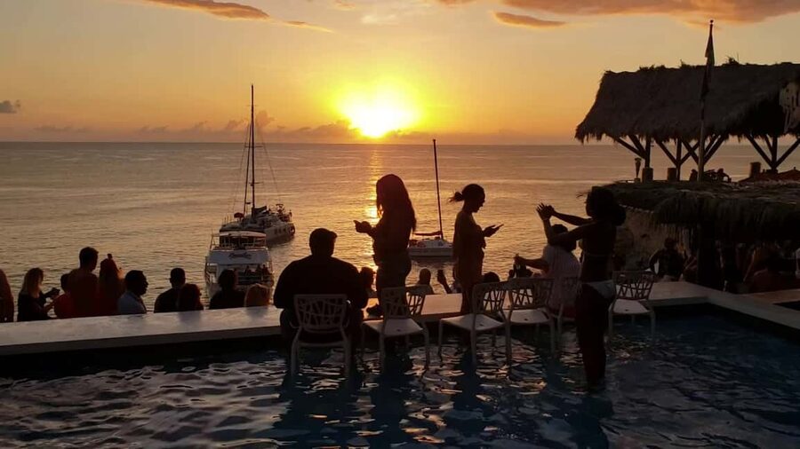 From Montego Bay: Negril Beach & Rick's Cafe Sunset Day Trip - Sunset is the payoff