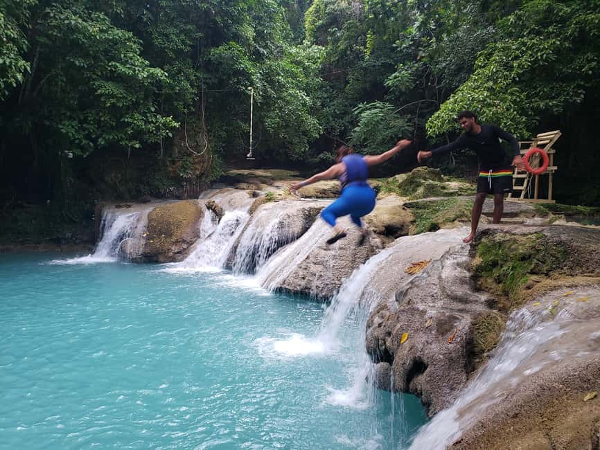 From Ocho Rios: Blue Hole Secret Waterfall & Highlight Tour - A small fruit stop with real local flavor