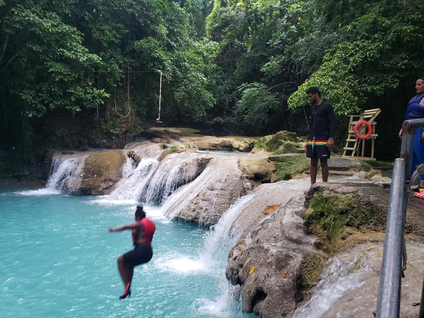 From Ocho Rios: Blue Hole Secret Waterfall & Highlight Tour - Arriving at the Blue Hole Waterfall