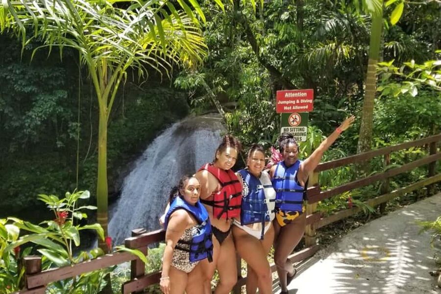 From Ocho Rios: Island Gully Secret Falls and Dunn's River - Key points at a glance