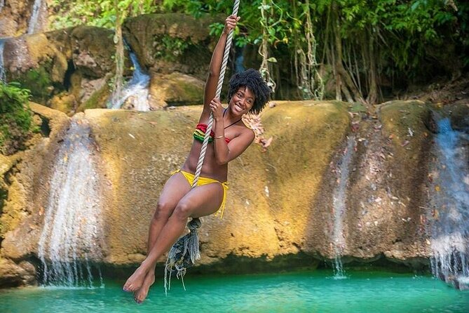 Full-Day South Coast - YS Falls, Pelican Bar & Black River Safari - Guides can shape the entire day
