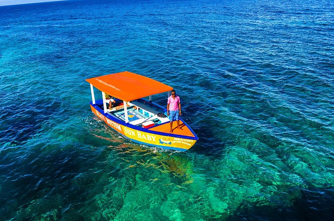 Glass Bottom Boat Ride/Snorkeling/Booby Cay Island from Grand Palladium Lucea - Group size, mood, and the driver