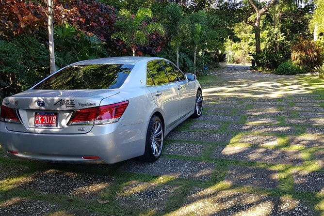 Grand Palladium Airport Transfer - Arriving at Grand Palladium Jamaica Resort & Spa