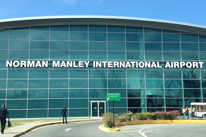 Group Private Kingston Airport Transfers (10 - 15 Persons) - Why One Private Vehicle Can Be Worth $251