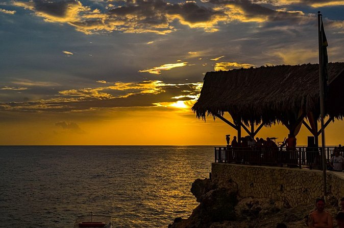 Heritage Beach Horseback Riding Tour - Following Jamaica’s early story on horseback