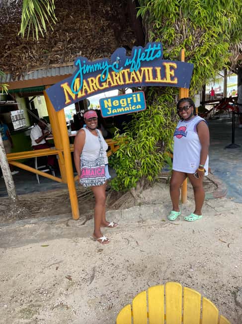 Highlights of 7 mile negril and sunset at ricks cafe - Shopping and extra sightseeing in the middle of the day