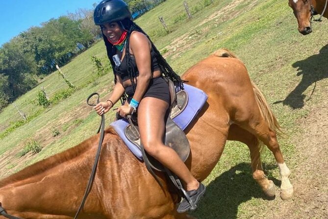 Horseback Riding Adventure in Jamaica - The Guides Make a Big Difference