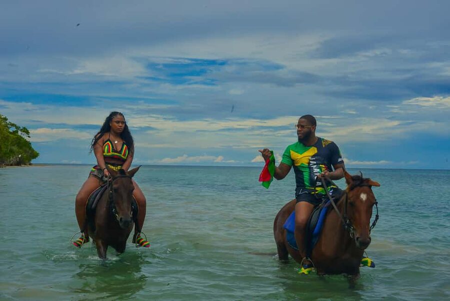 Horseback Riding and Dunn's River Falls Combo Tour - What the $160 price really covers