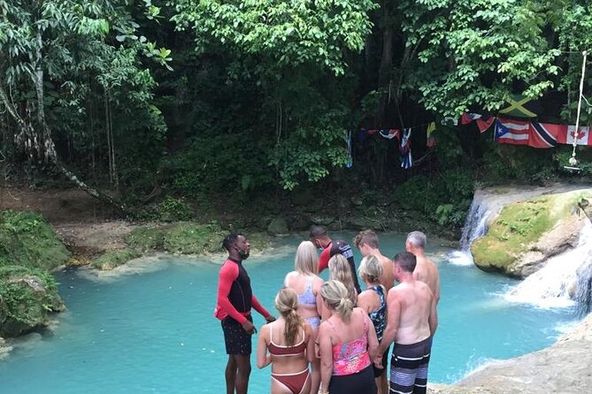 Horseback Riding, Bluehole Secret Falls, Dunns River tour from Montego Bay - Horseback riding for an active start