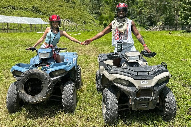 Jamaica ATV's Adventure - Choosing between a calmer route and more mud