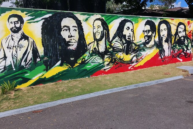 Jamaica Roots, Reggae and Culture a Musical Experience - Tuff Gong Recording Studio: the sound behind the legend