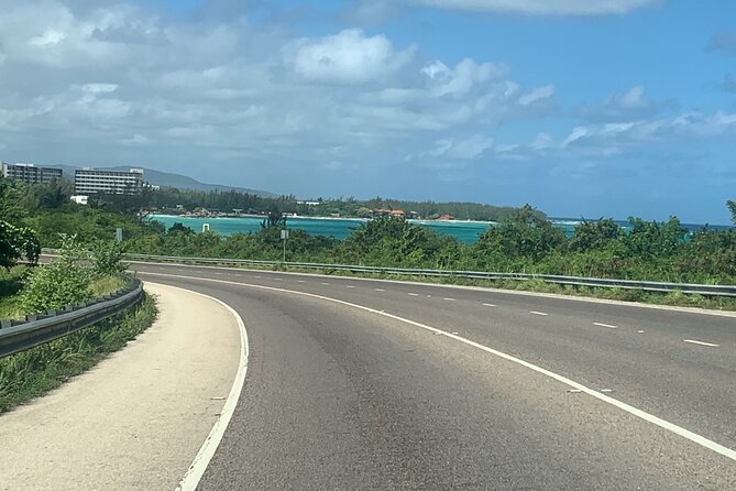 Kingston Airport Pick up/ Drop off (Norman Manley Int) - Is $50 per person a fair price?