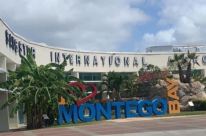 Kingston Airport Pick up/ Drop off (Norman Manley Int) - Who will get the most from this transfer?