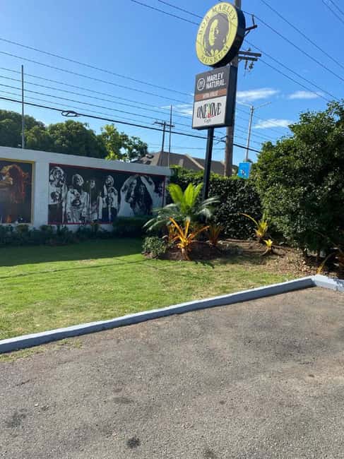 Kingston Bob Marley Museum: Full-Day Excursion - Food, the Legend Café, and the Gift Shop