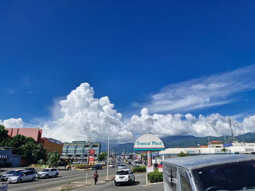 Kingston like a local – the authentic city tour - Starting downtown at the waterfront