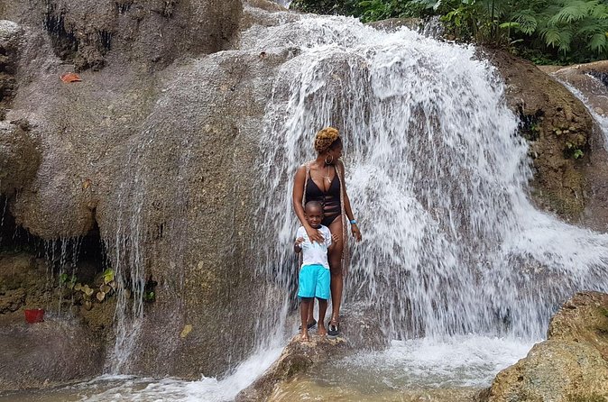 Konoko Falls & Park Private Transportation - How much value do you get for US$90.39?