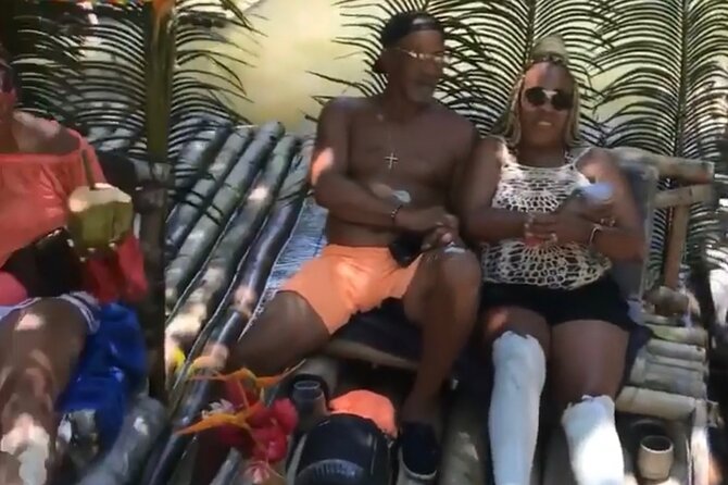 Lethe Bamboo Rafting on the Great River & Jerkie Pon the River - A taste of Jamaica from Jerkie Pon the River