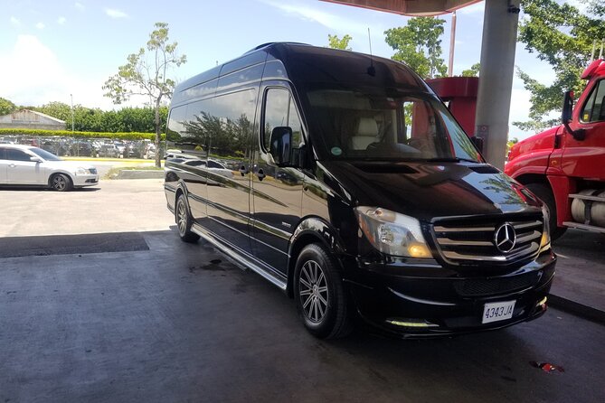 Luxury MBJ Airport Transfer to Montego Bay Hotels - Key points at a glance