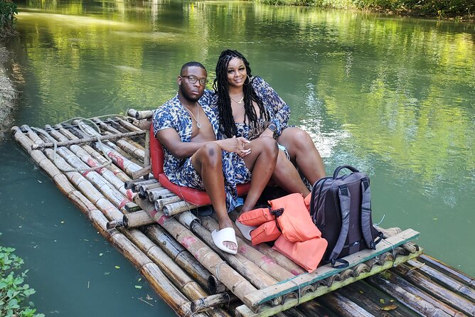 Martha Brae Bamboo River Rafting With Transportation - What the river setting offers