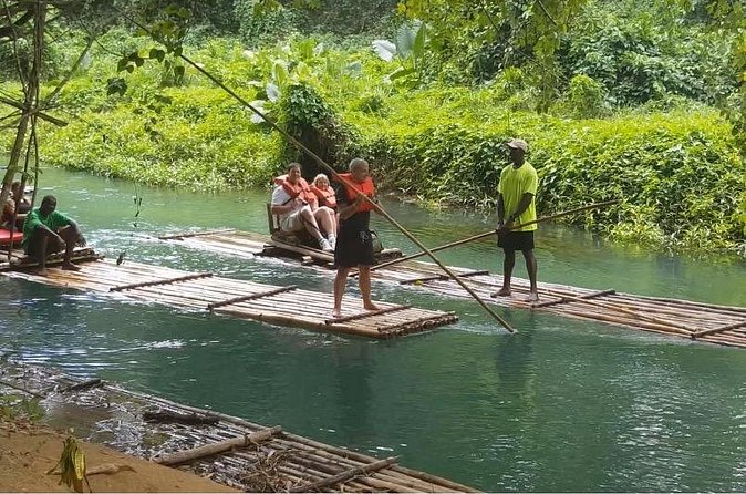 Martha Brae Rafting from Montego Bay - PPP - Two calm hours on the Martha Brae River
