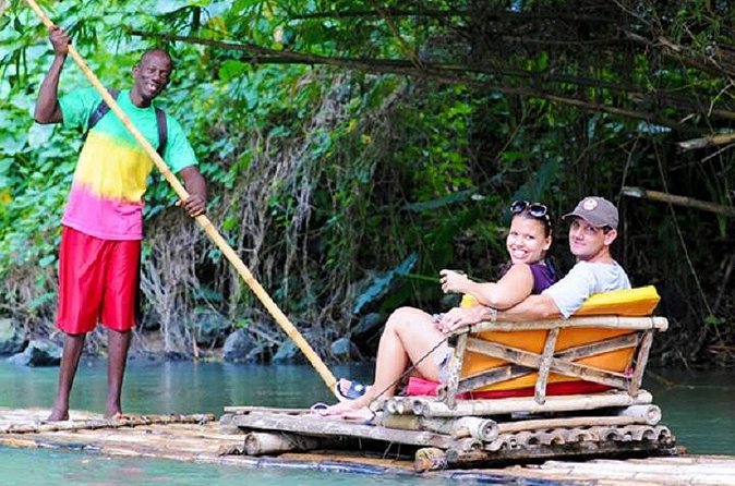 Martha Brae Rafting from Montego Bay - PPP - How the private format changes the day